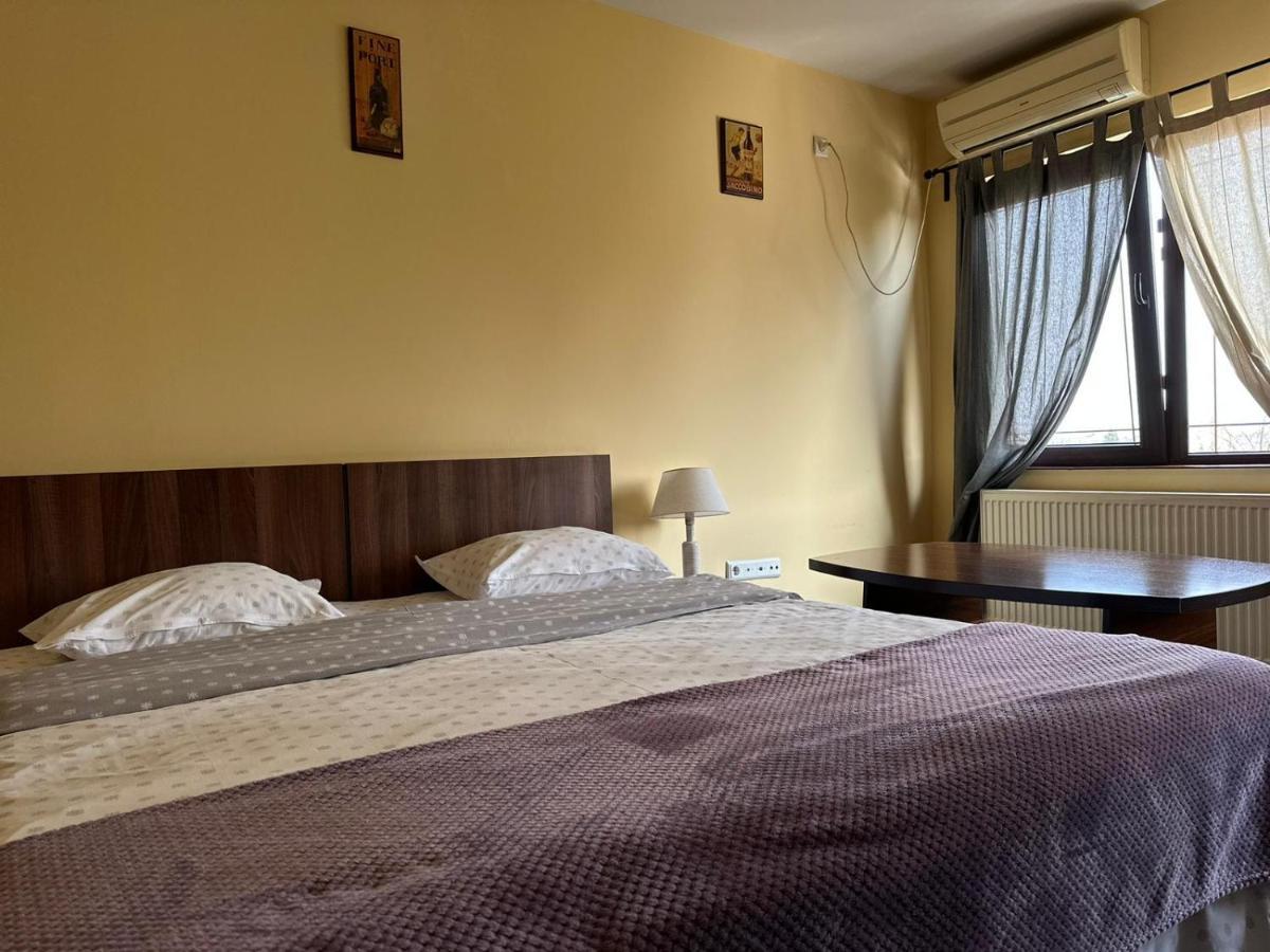 Apartament La O Barfa Ploeszti Zewnętrze zdjęcie