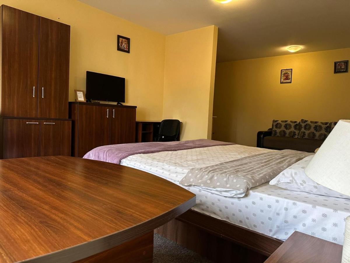 Apartament La O Barfa Ploeszti Zewnętrze zdjęcie