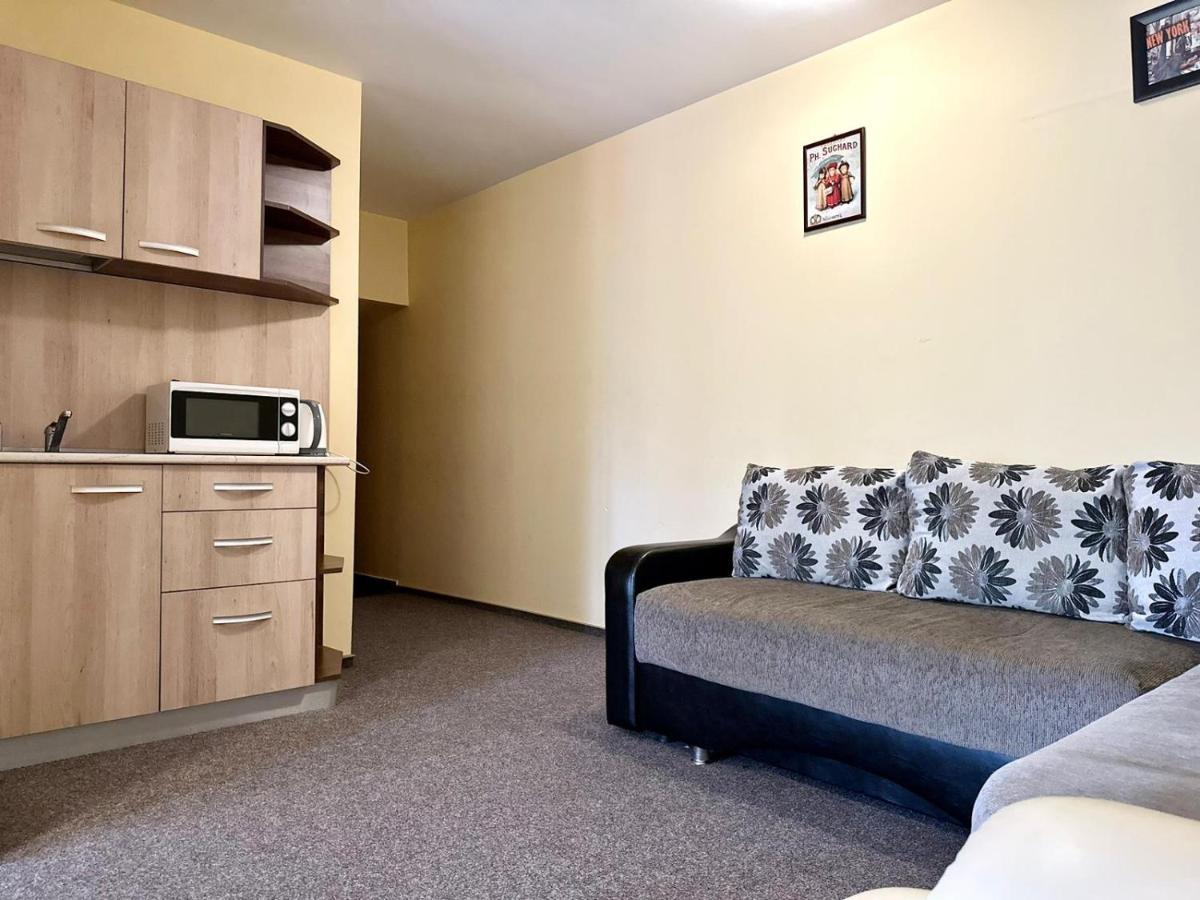 Apartament La O Barfa Ploeszti Zewnętrze zdjęcie