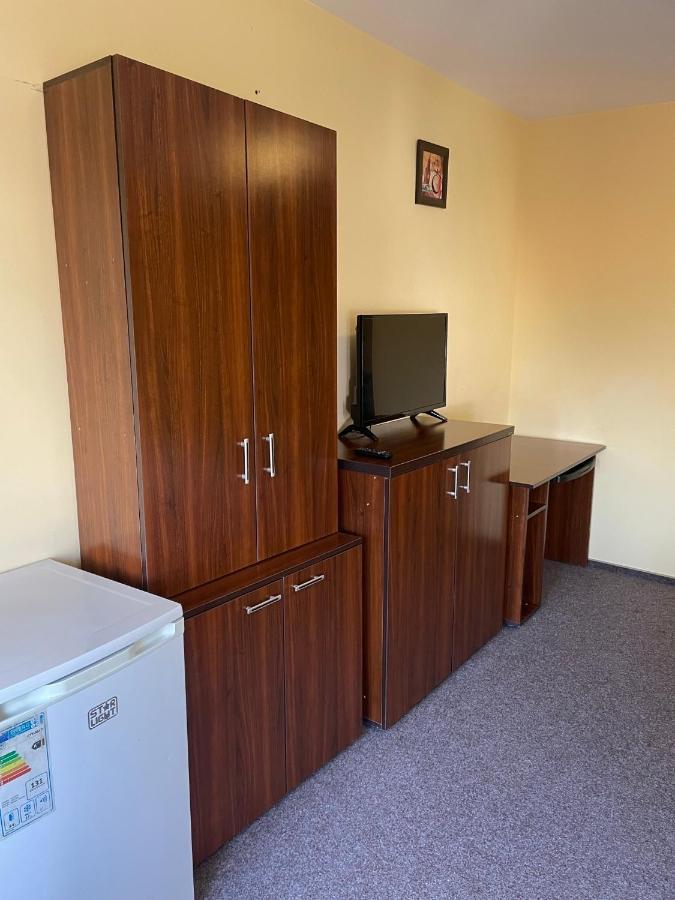 Apartament La O Barfa Ploeszti Zewnętrze zdjęcie